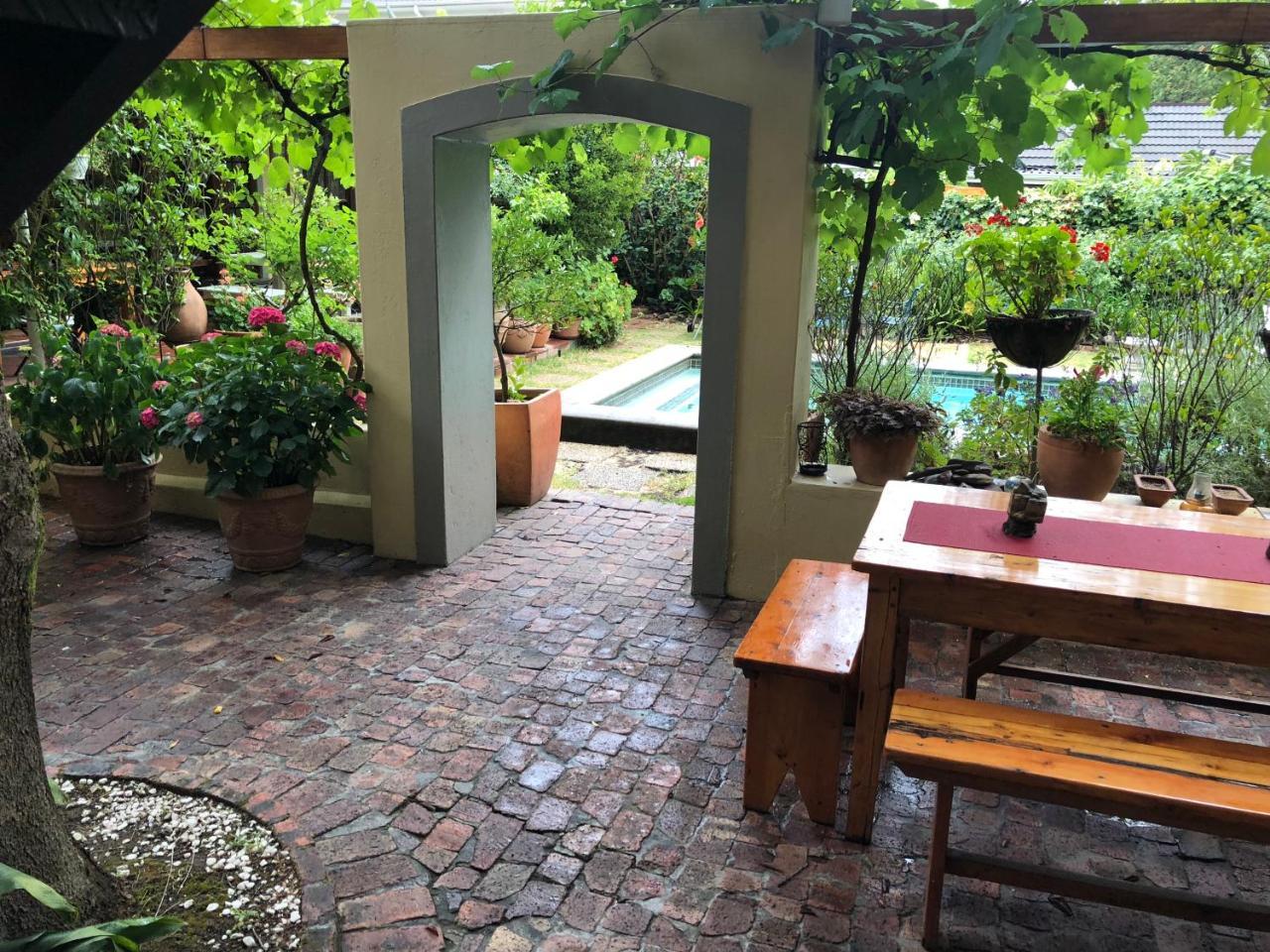 10 Alexander B&B Stellenbosch Exterior photo