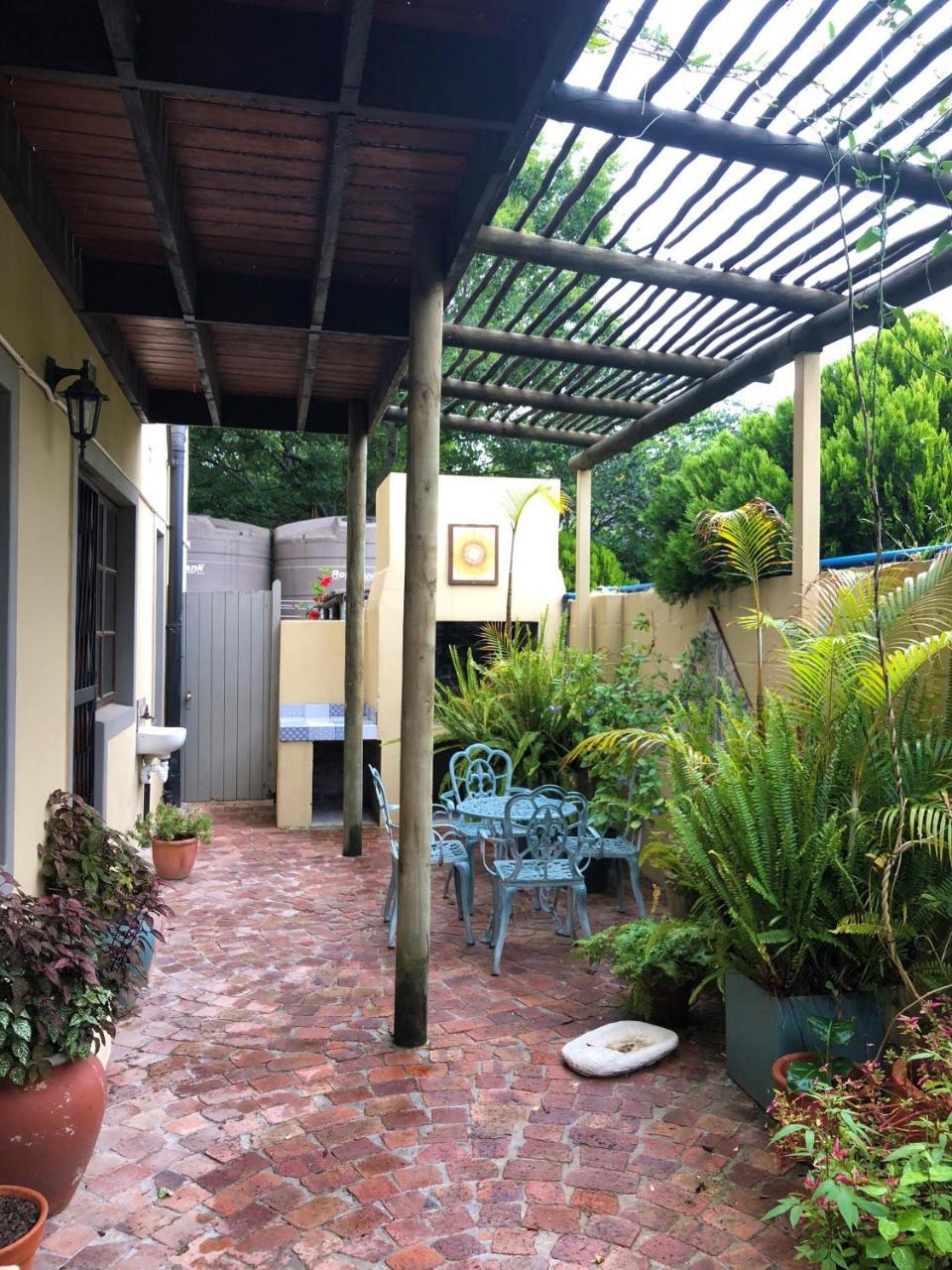 10 Alexander B&B Stellenbosch Exterior photo
