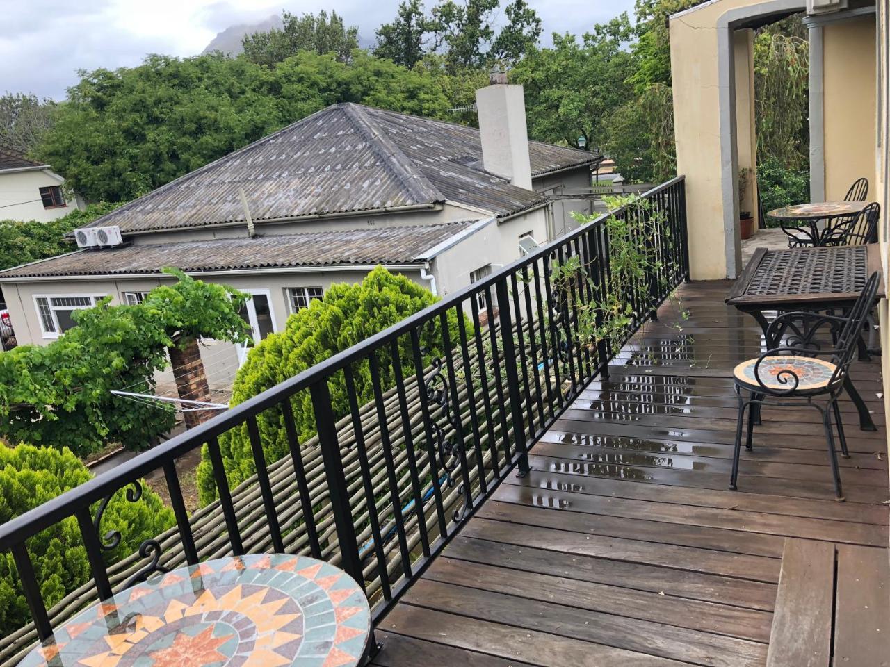 10 Alexander B&B Stellenbosch Exterior photo